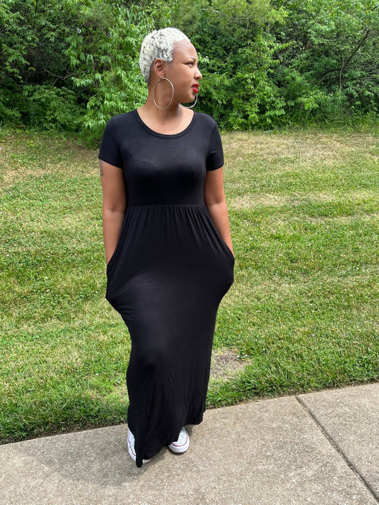 Short Sleeve Maxi Dress With Empire Waist and pockets - Misfits Clothing Boutique